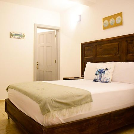 Hostal Marina Samana المظهر الخارجي الصورة