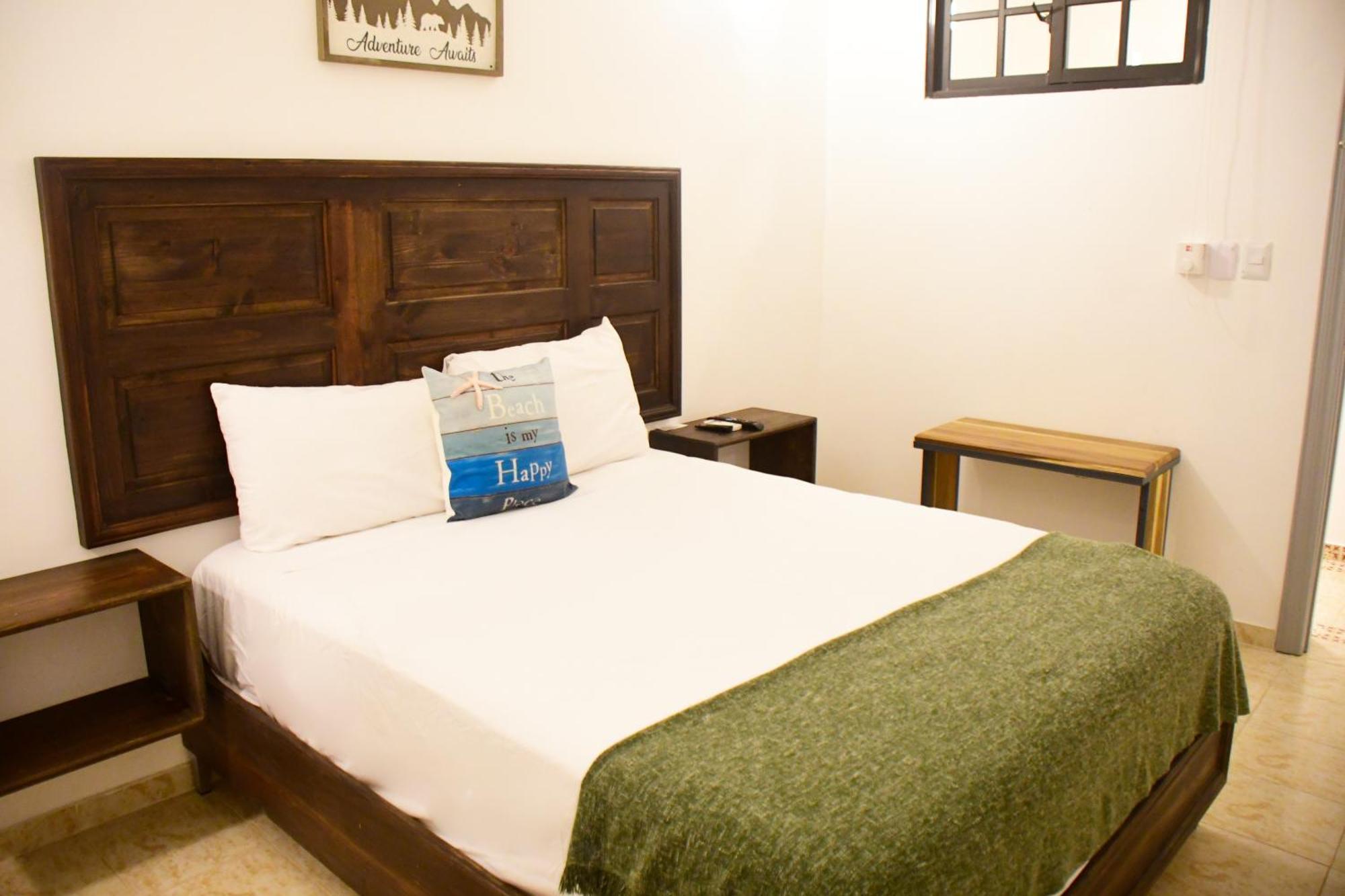 Hostal Marina Samana المظهر الخارجي الصورة