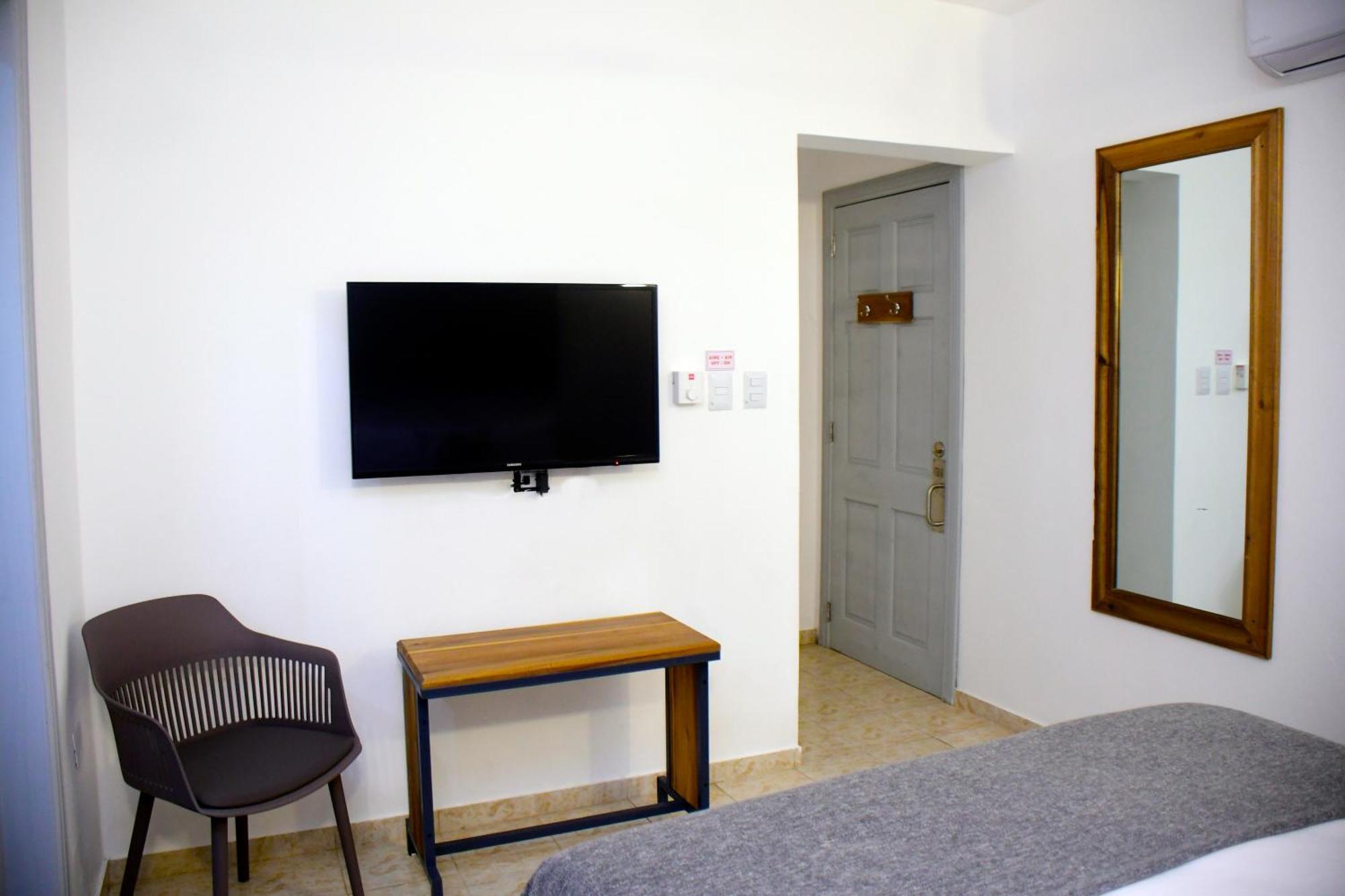 Hostal Marina Samana المظهر الخارجي الصورة