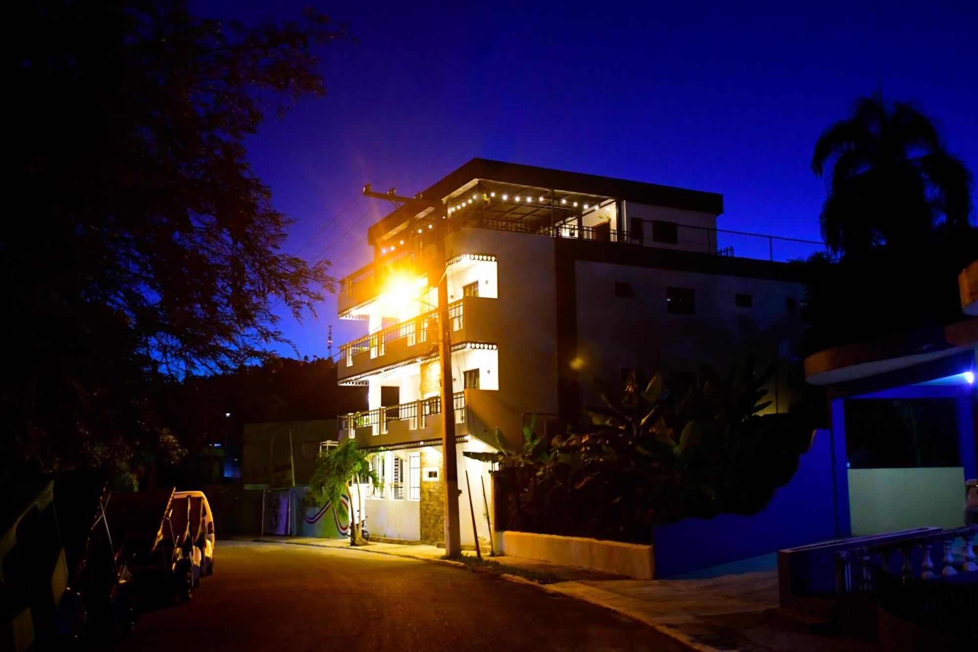 Hostal Marina Samana المظهر الخارجي الصورة