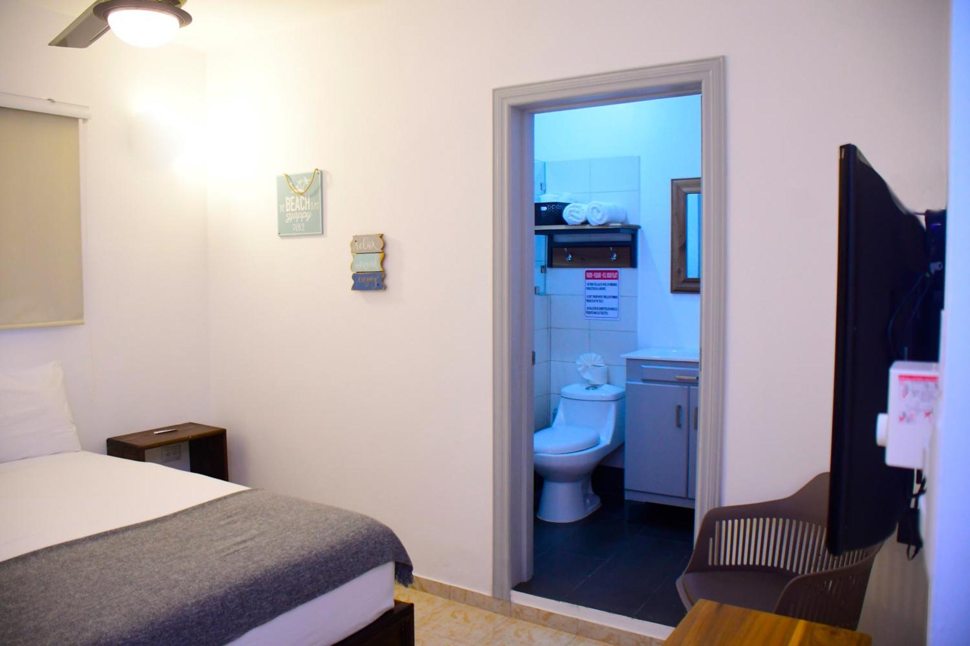 Hostal Marina Samana المظهر الخارجي الصورة