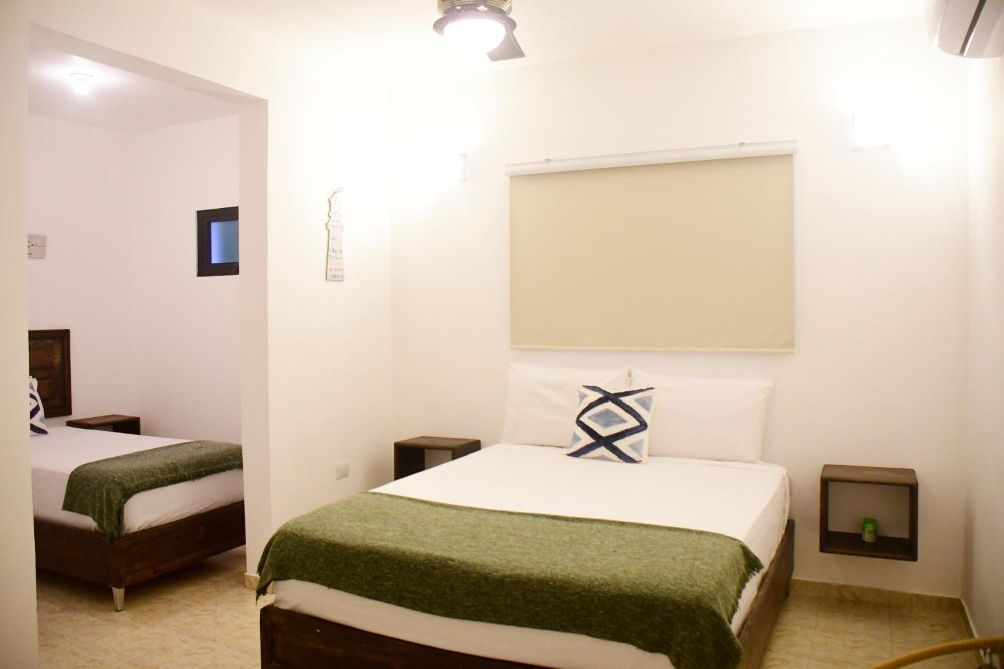 Hostal Marina Samana المظهر الخارجي الصورة