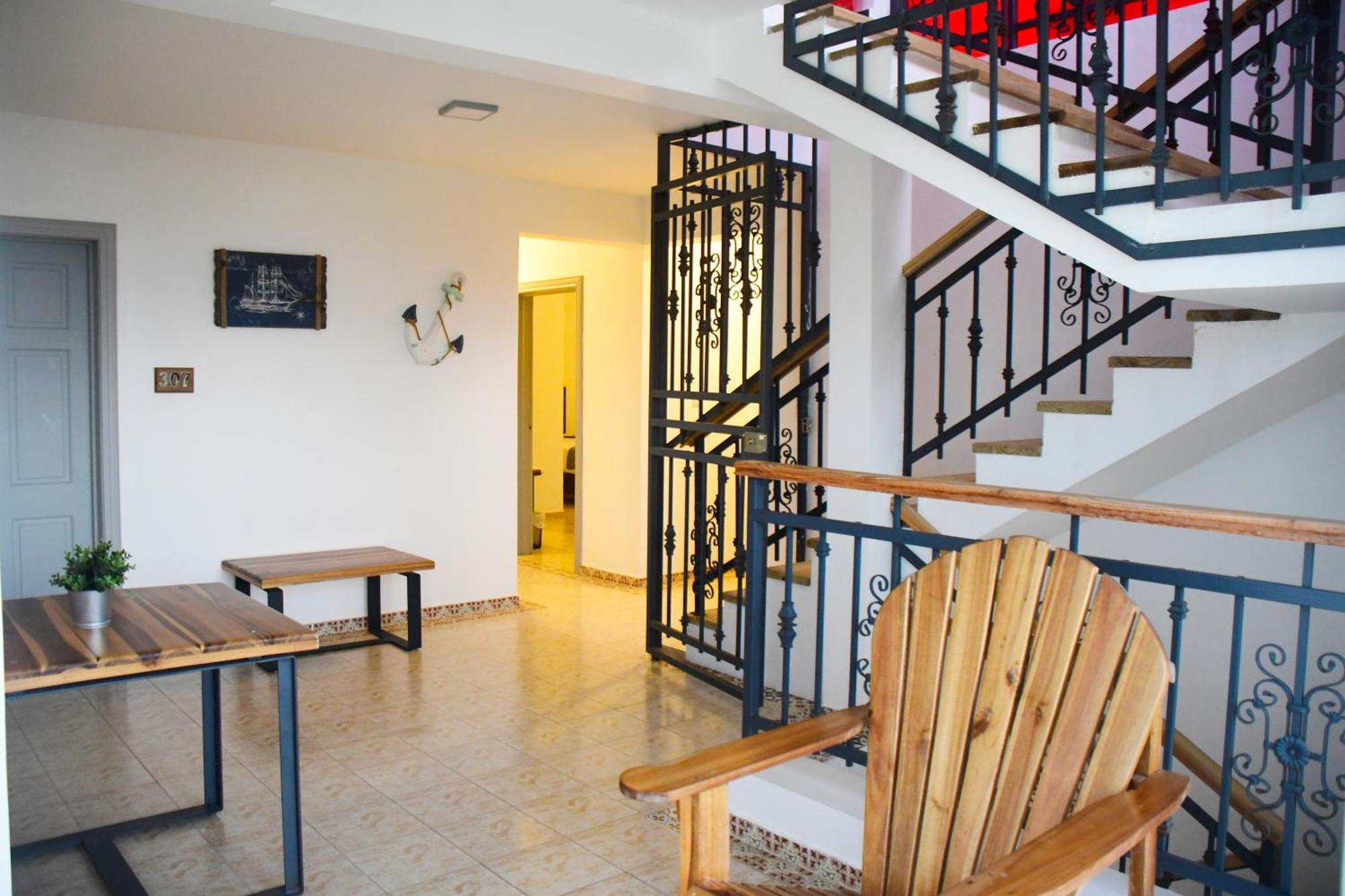 Hostal Marina Samana المظهر الخارجي الصورة